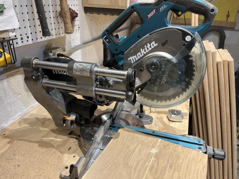 Can a Cordless Miter Saw Cut Straight?