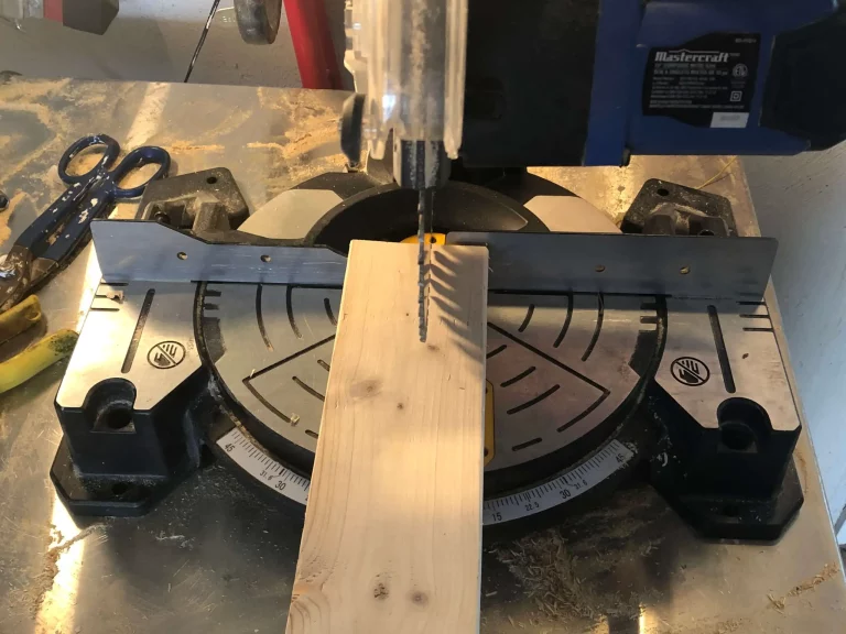 Can a Miter Saw Cut Lengthwise?